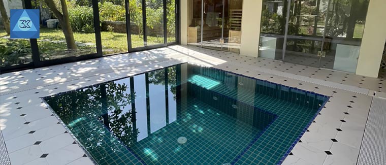 Bể bơi mini trong nhà hình vuông
